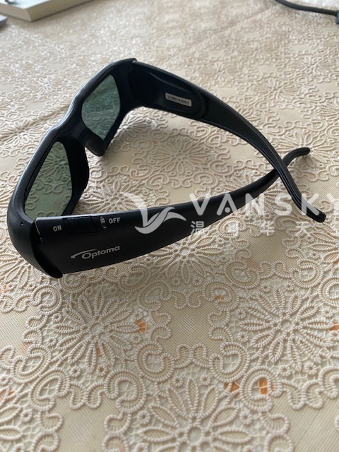 250217113650_3D GLASSES 1.jpg